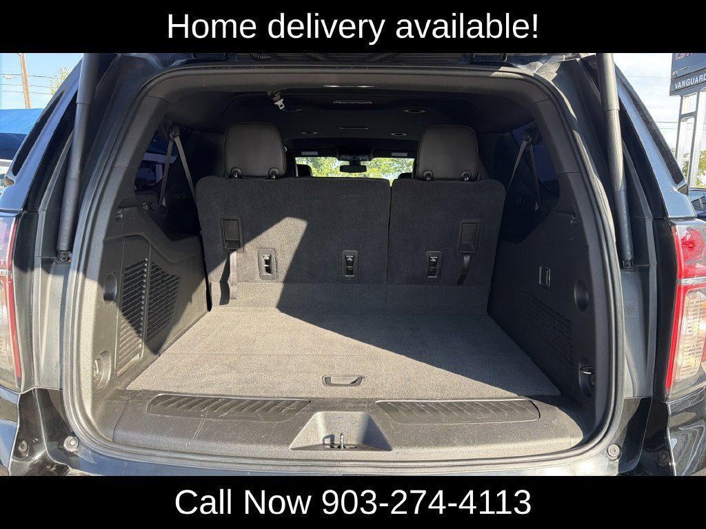 Used 2021 Chevrolet Suburban LT AWD/4WD image 8