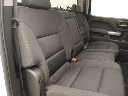 Used 2018 Chevrolet Silverado 1500 LT w/ LT Eassist Package RWD image 19