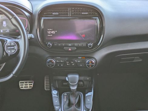 Certified 2024 Kia Soul GT-Line w/ GT-Line Technology Package image 17