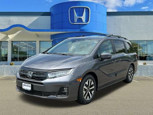 New 2026 Honda Odyssey EX-L image 3