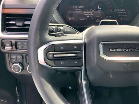 Used 2025 GMC Yukon Denali w/ Denali Reserve Package AWD/4WD image 17
