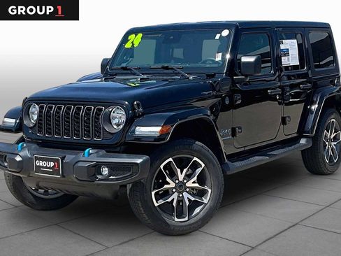 Used 2024 Jeep Wrangler Unlimited AWD/4WD image 1