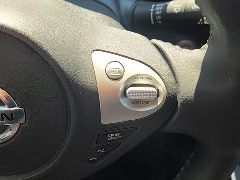 Used 2016 Nissan Sentra SV w/ Style Package FWD image 32