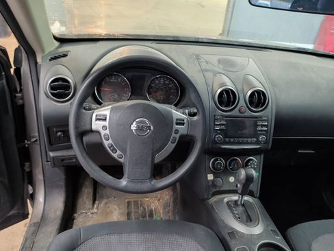 Used 2013 Nissan Rogue SV FWD image 31