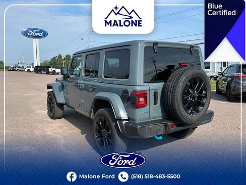Used 2024 Jeep Wrangler Unlimited Sahara AWD/4WD image 4