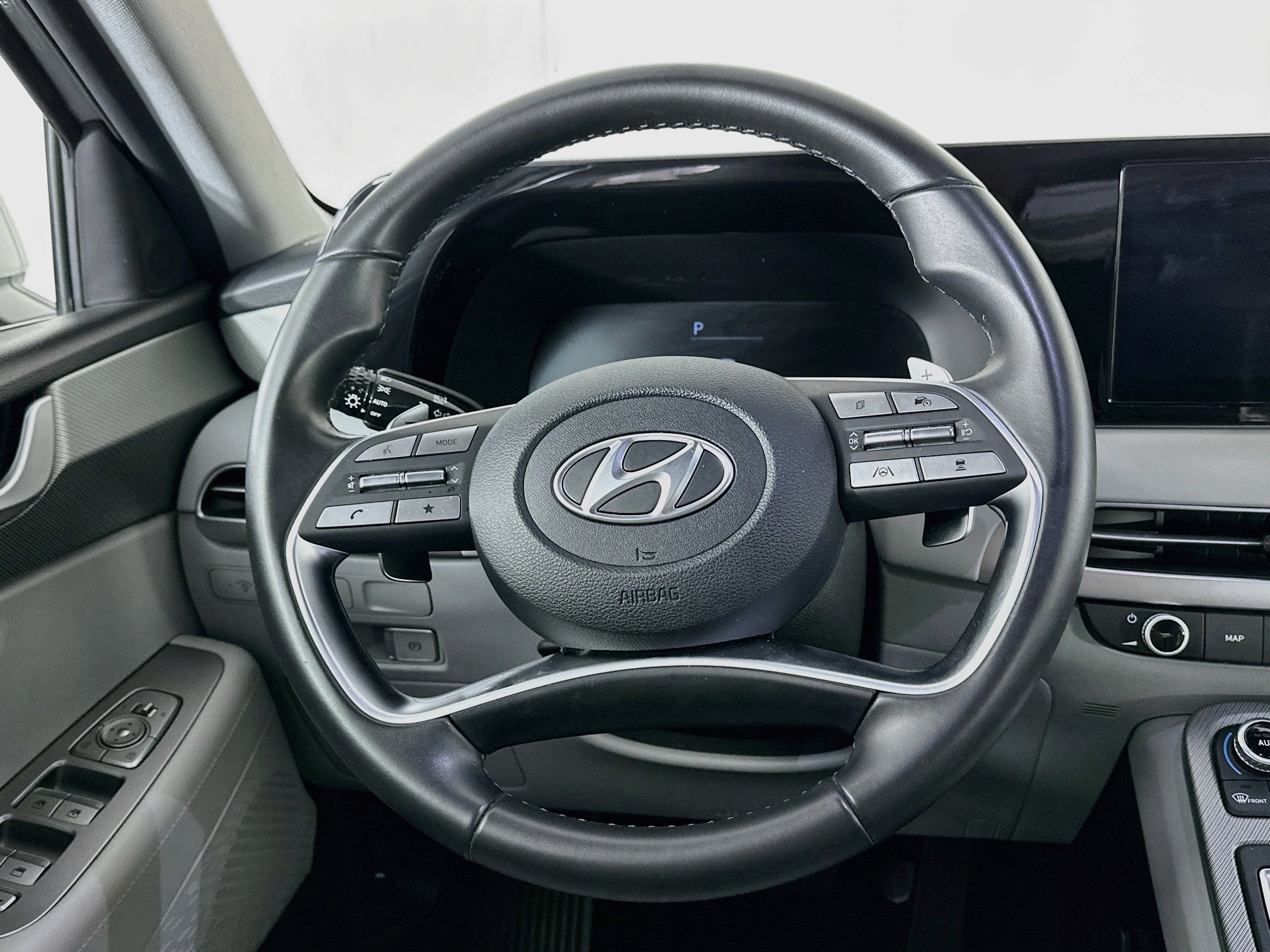 Used 2025 Hyundai Palisade SEL FWD image 18