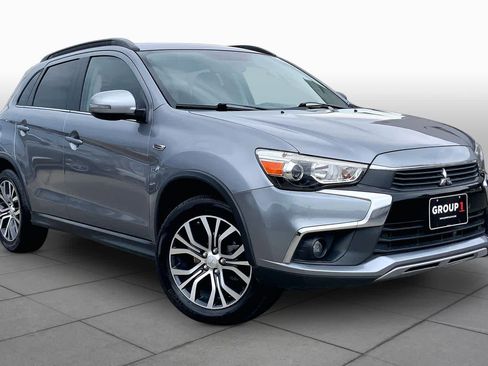 Used 2017 Mitsubishi Outlander Sport SEL FWD image 3
