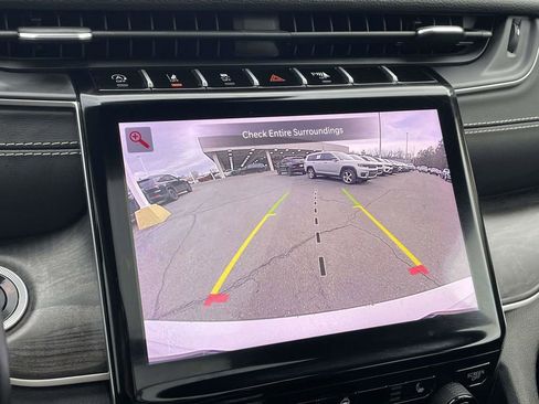 Certified 2022 Jeep Grand Cherokee L Limited image 37