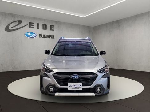 Certified 2025 Subaru Outback Limited image 9