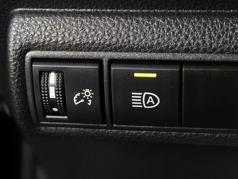 Used 2026 Toyota Corolla LE image 23