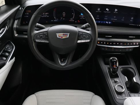 Certified 2024 Cadillac XT4 Sport FWD image 15