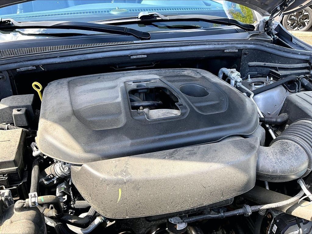 Used 2021 Jeep Grand Cherokee Laredo X AWD/4WD image 29