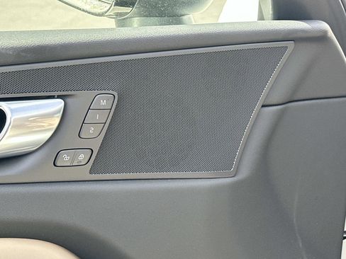 New 2026 Volvo XC60 B5 Plus w/ Protection Package Premier image 12