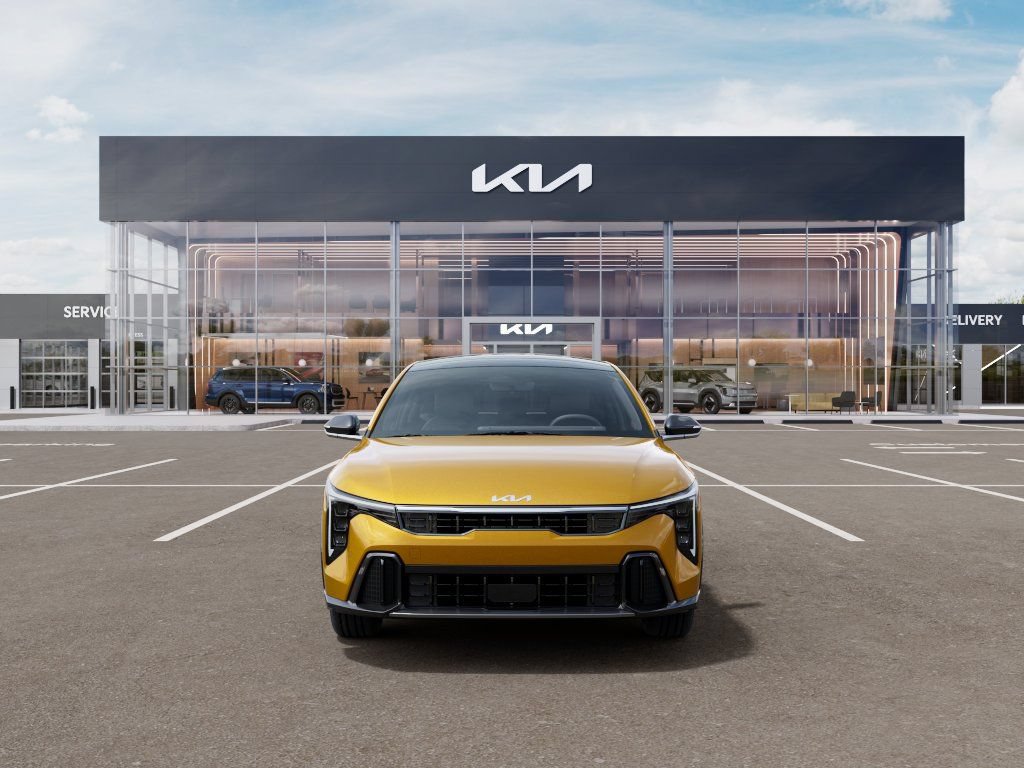 New 2026 Kia K4 GT-Line w/ GT-Line Premium Package FWD image 2