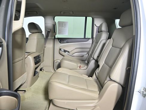 Used 2018 GMC Yukon XL SLT AWD/4WD image 18