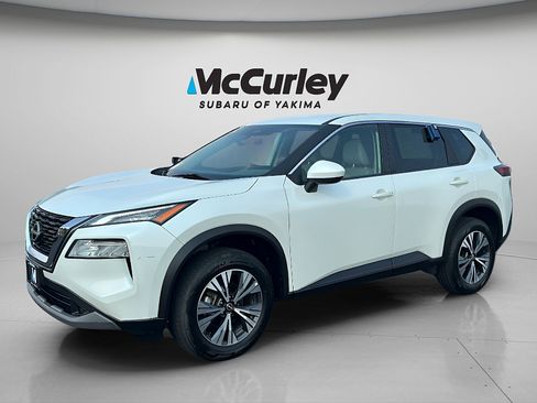 Used 2023 Nissan Rogue SV AWD/4WD image 2
