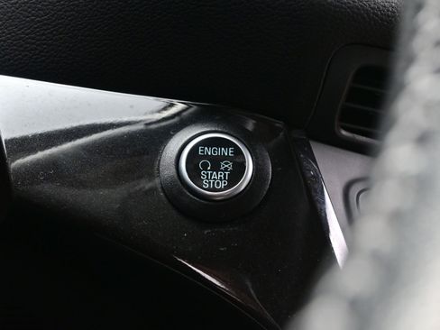 Used 2019 Ford Escape SEL image 22