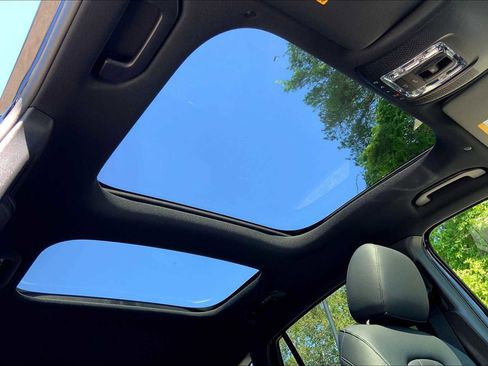 Certified 2026 Mercedes-Benz GLA 250 4MATIC image 11