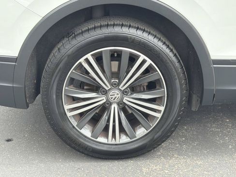Used 2019 Volkswagen Tiguan S FWD image 29