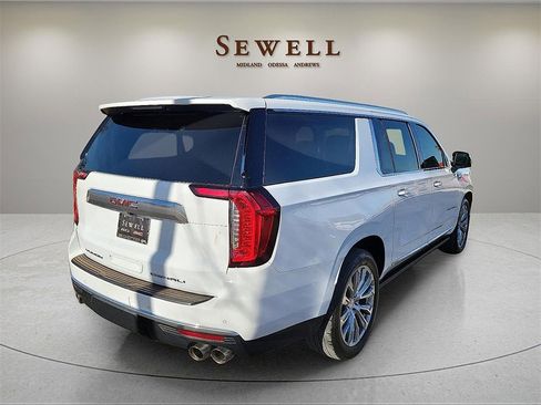 Used 2023 GMC Yukon XL Denali w/ Max Trailering Package image 5