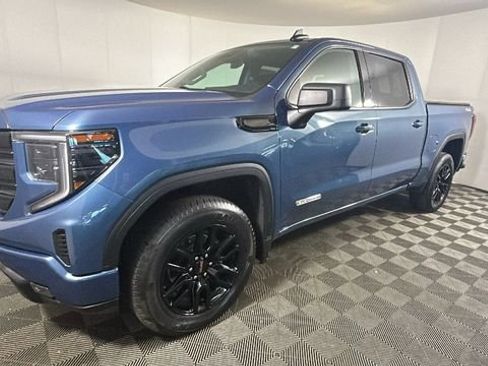 Used 2024 GMC Sierra 1500 Elevation AWD/4WD image 7