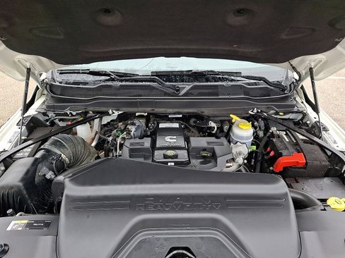 Used 2024 RAM 3500 Limited image 27