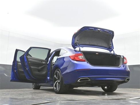 Used 2018 Honda Accord Sport image 52