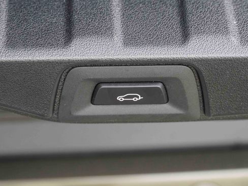 Certified 2025 BMW X5 xDrive40i w/ Premium Package image 40