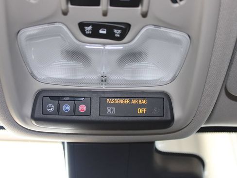 Used 2020 Buick Encore GX Essence w/ Experience Buick Package AWD/4WD image 25