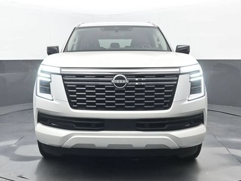 Used 2025 Nissan Armada SV AWD/4WD image 5