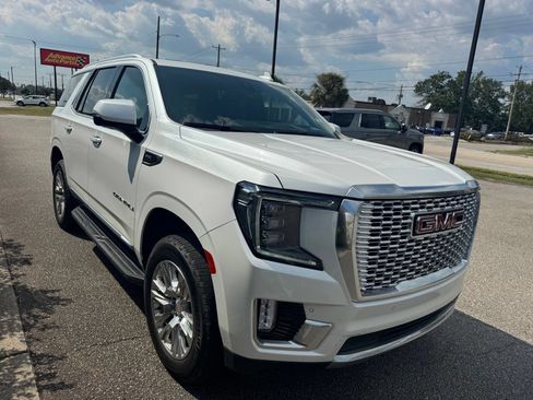 Used 2022 GMC Yukon Denali RWD image 6