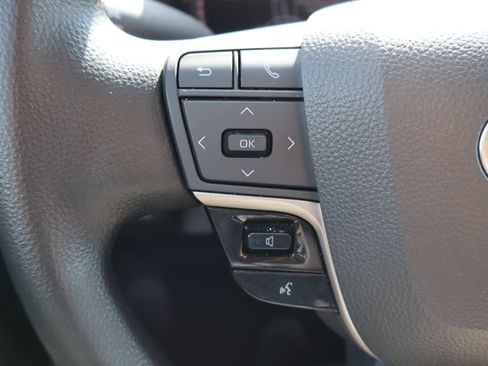 Used 2025 Toyota Camry LE FWD image 15