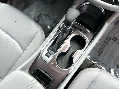 Used 2025 Chevrolet Malibu LT image 65