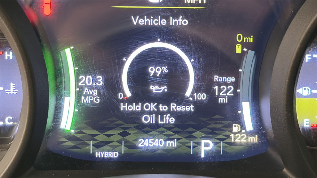 Used 2024 Jeep Wrangler Unlimited Sahara w/ Technology Group AWD/4WD image 15