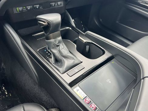 Used 2023 Lexus ES 350 w/ Premium Package FWD image 17
