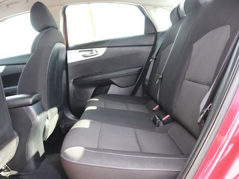 Used 2023 Kia Forte LXS image 13