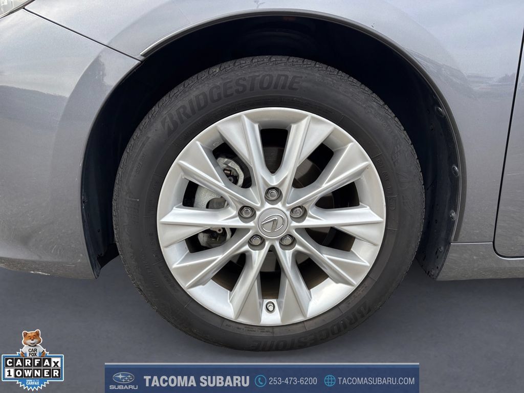 Used 2013 Lexus ES 300h w/ Luxury Pkg FWD image 9