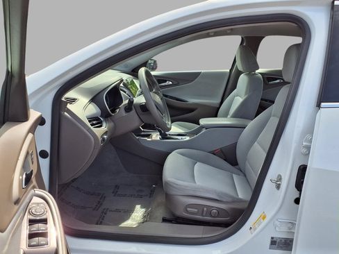 Used 2024 Chevrolet Malibu LT FWD image 22