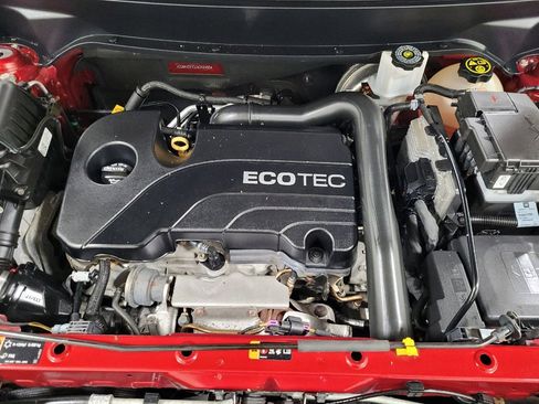 Used 2018 Chevrolet Equinox LT w/ Sun & Infotainment Package image 30