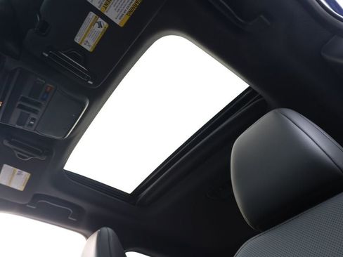 New 2026 Subaru Outback Limited AWD/4WD image 9