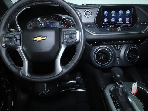 Used 2022 Chevrolet Blazer LT image 39
