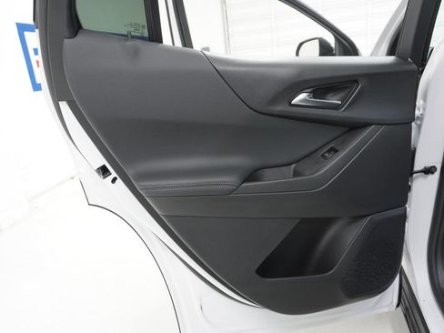 New 2026 Chevrolet Equinox LT image 29