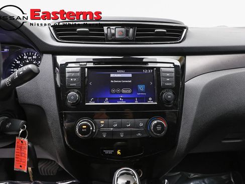 Used 2021 Nissan Rogue Sport S AWD/4WD image 12