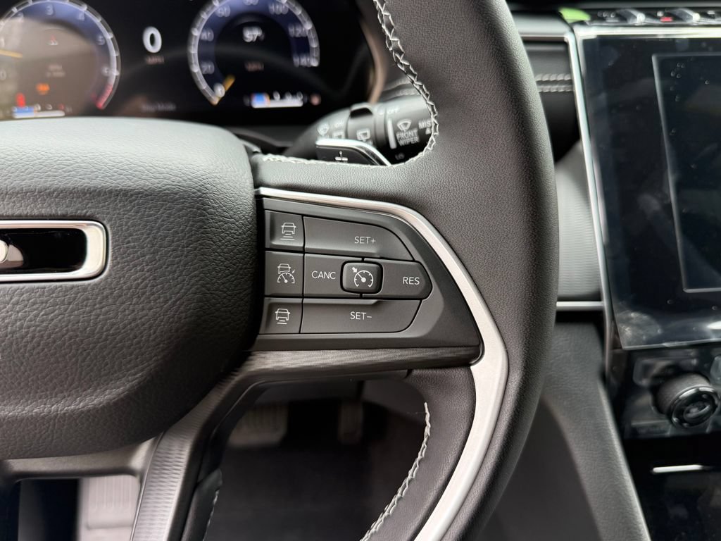 New 2026 Jeep Grand Cherokee 4WD image 24
