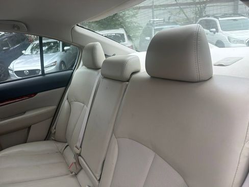 Used 2011 Subaru Legacy 2.5i Limited w/ Popular Equipment Group 2A AWD/4WD image 14