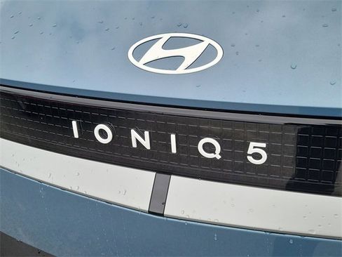 New 2026 Hyundai Ioniq 5 SE image 24