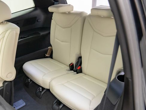 New 2025 Cadillac XT6 Sport image 19