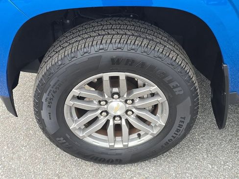 Used 2023 Chevrolet Colorado LT w/ LT Convenience Package II image 27