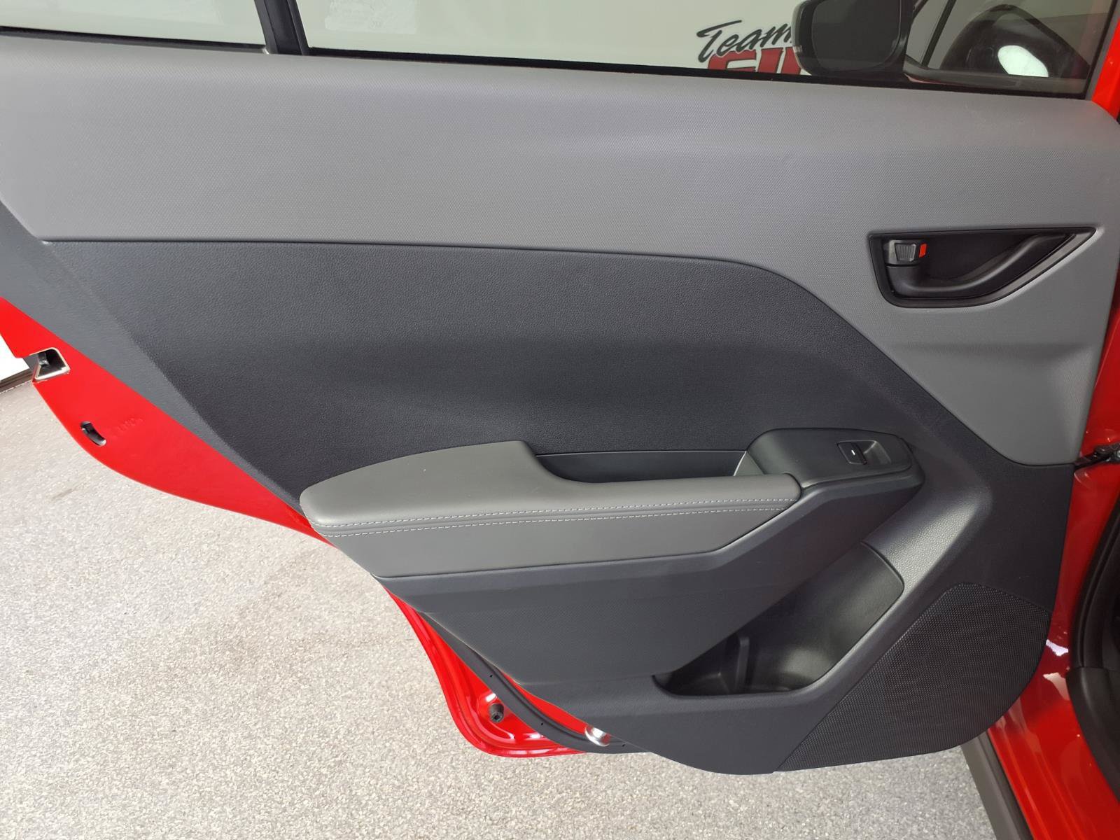 Used 2025 Subaru Crosstrek 2.5i Premium AWD/4WD image 12
