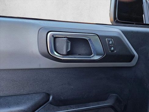Used 2024 Ford Bronco Big Bend image 9